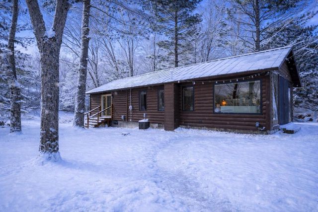 N3789 Tipperary Road, Poynette, WI 53955