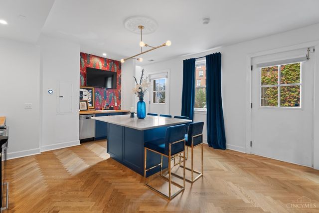 306 Grear Alley, Cincinnati, OH 45202