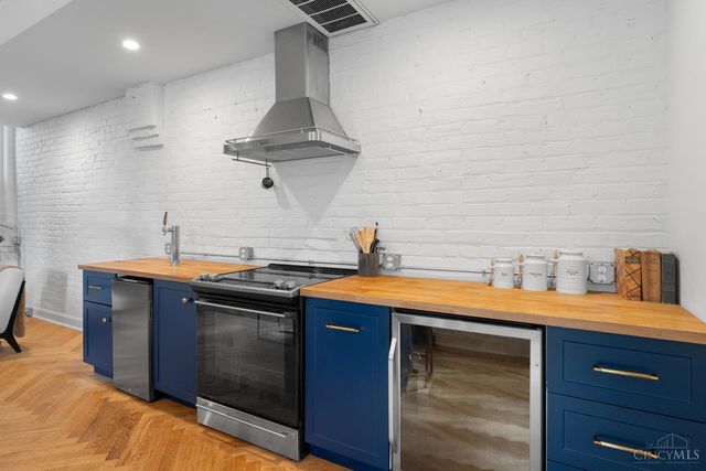 306 Grear Alley, Cincinnati, OH 45202