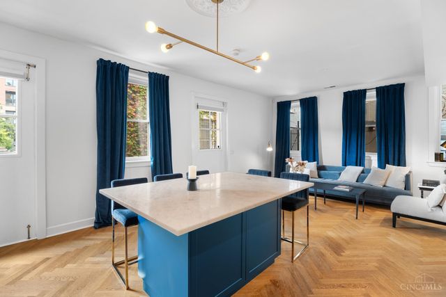 306 Grear Alley, Cincinnati, OH 45202