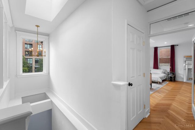 306 Grear Alley, Cincinnati, OH 45202