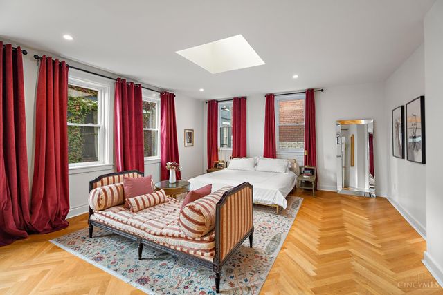 306 Grear Alley, Cincinnati, OH 45202