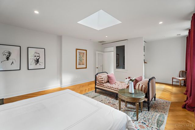 306 Grear Alley, Cincinnati, OH 45202