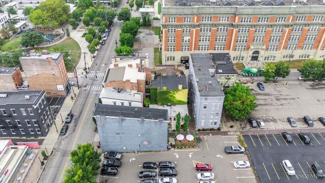 306 Grear Alley, Cincinnati, OH 45202