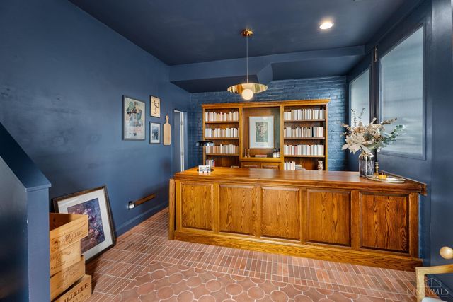 306 Grear Alley, Cincinnati, OH 45202