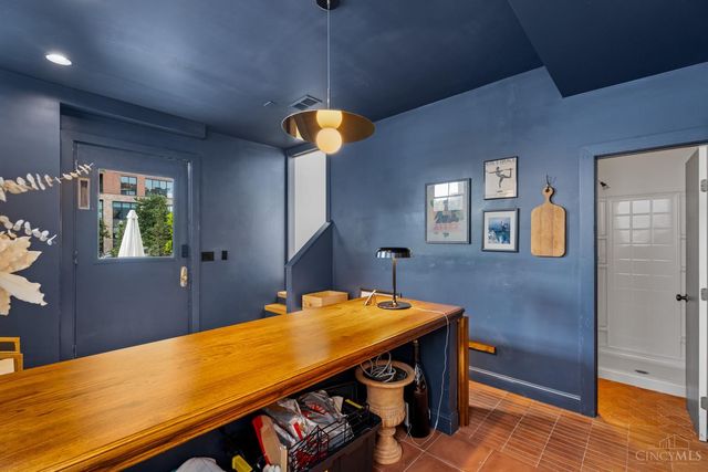 306 Grear Alley, Cincinnati, OH 45202