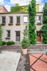 306 Grear Alley, Cincinnati, OH 45202