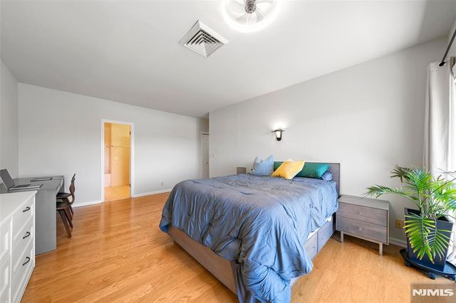 300 Gorge Road 62, Cliffside Park, NJ 07010