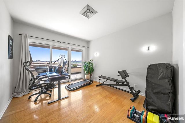 300 Gorge Road 62, Cliffside Park, NJ 07010