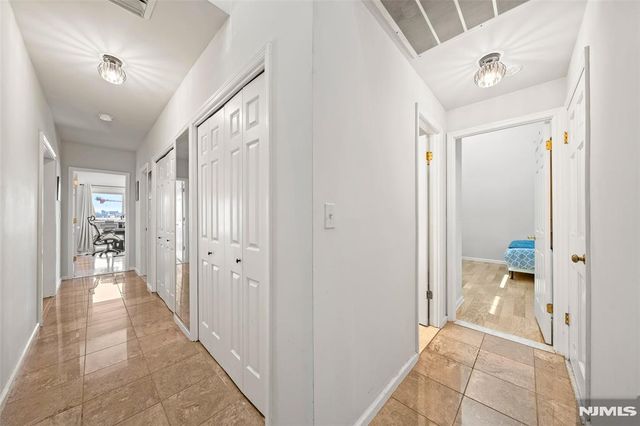 300 Gorge Road 62, Cliffside Park, NJ 07010
