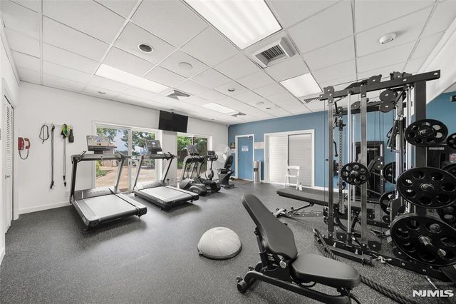 300 Gorge Road 62, Cliffside Park, NJ 07010