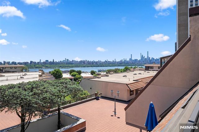 300 Gorge Road 62, Cliffside Park, NJ 07010