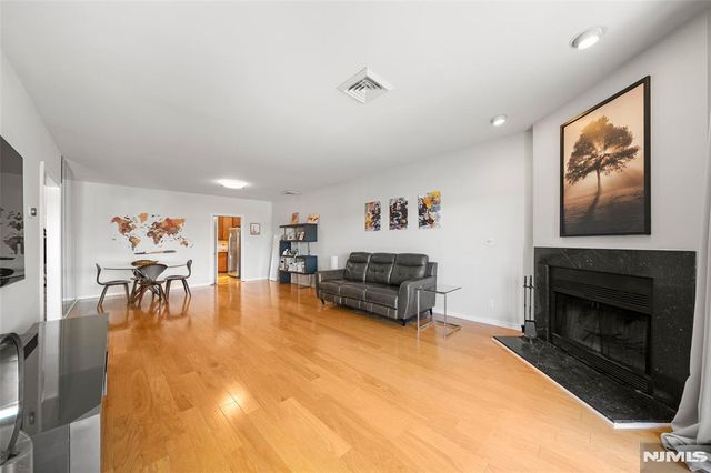 300 Gorge Road 62, Cliffside Park, NJ 07010