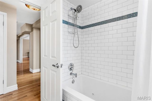 321 Belt Avenue 301, St Louis, MO 63112