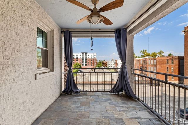 321 Belt Avenue 301, St Louis, MO 63112