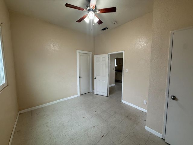 241 E Tuolumne Street, Fresno, CA 93706