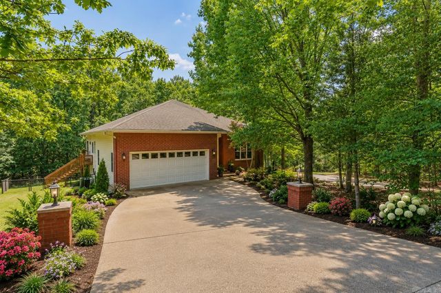 7 Resplandor Court, Hot Springs Village, AR 71909