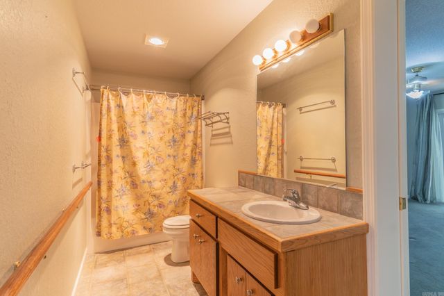 7 Resplandor Court, Hot Springs Village, AR 71909