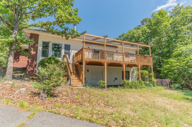 7 Resplandor Court, Hot Springs Village, AR 71909