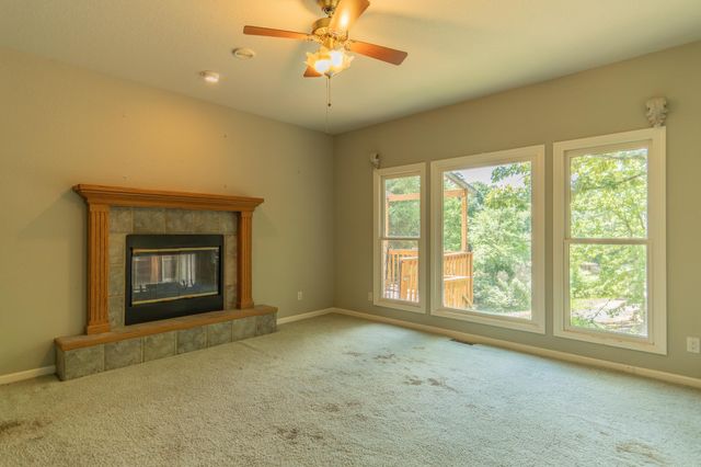 7 Resplandor Court, Hot Springs Village, AR 71909
