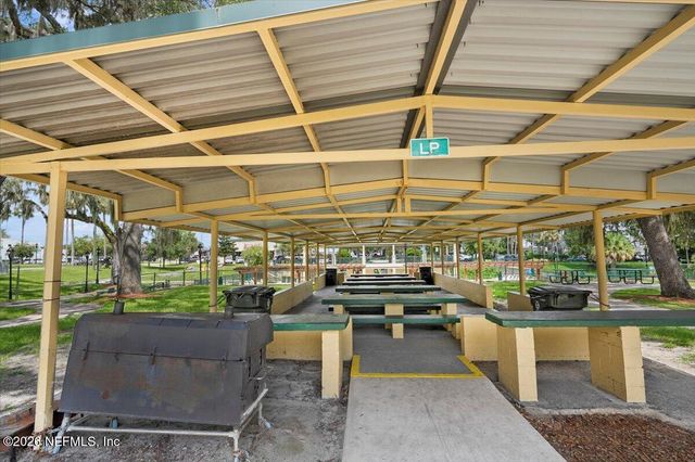 708 MYRTLE Avenue, Green Cove Springs, FL 32043