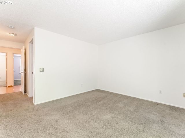 12555 Sw TIGER LILLY Ln, Beaverton, OR 97008