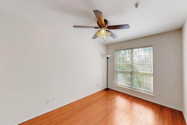 4303 Buena Vista Street 306, Dallas, TX 75205