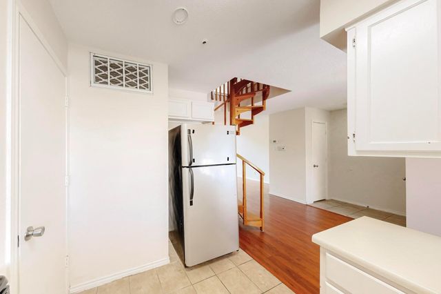 4303 Buena Vista Street 306, Dallas, TX 75205