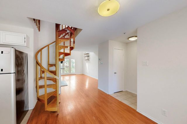 4303 Buena Vista Street 306, Dallas, TX 75205