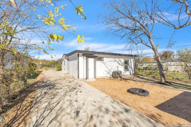 1118 Shadwell, San Antonio, TX 78228