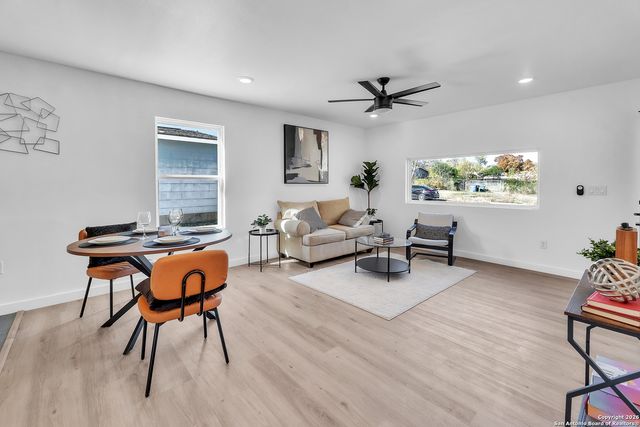 1118 Shadwell, San Antonio, TX 78228