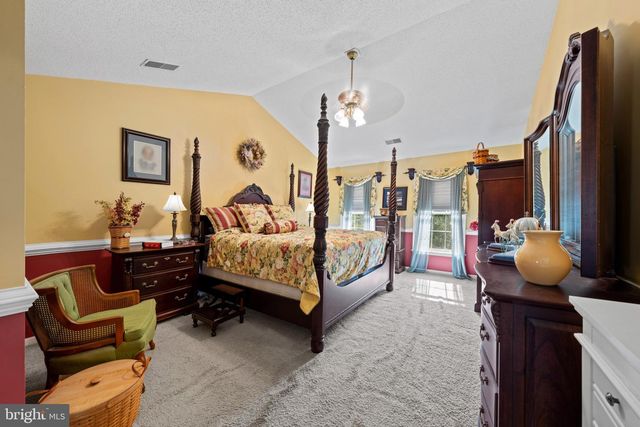 5601 HERITAGE HILLS CIR, Fredericksburg, VA 22407