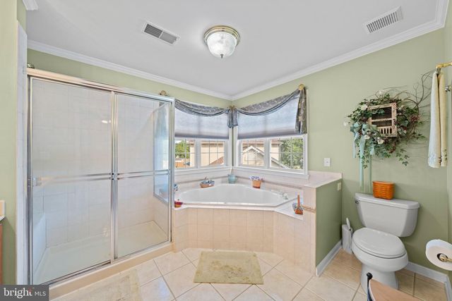 5601 HERITAGE HILLS CIR, Fredericksburg, VA 22407