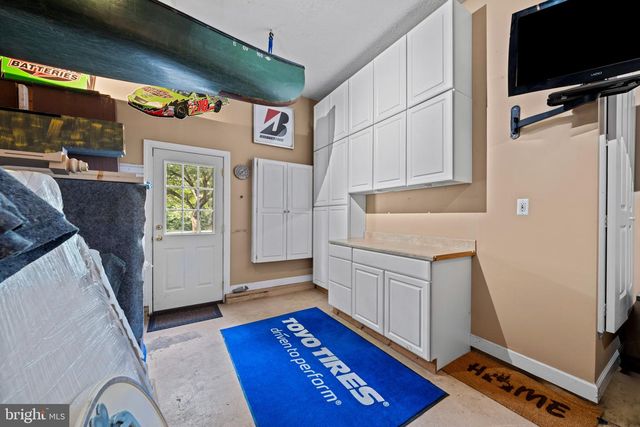 5601 HERITAGE HILLS CIR, Fredericksburg, VA 22407