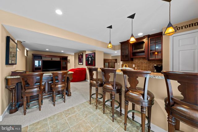 5601 HERITAGE HILLS CIR, Fredericksburg, VA 22407