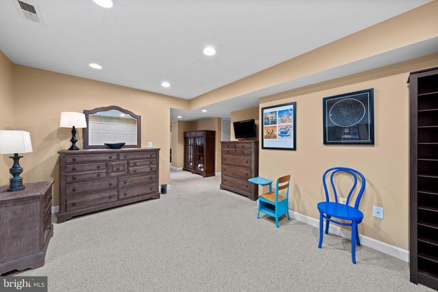 5601 HERITAGE HILLS CIR, Fredericksburg, VA 22407