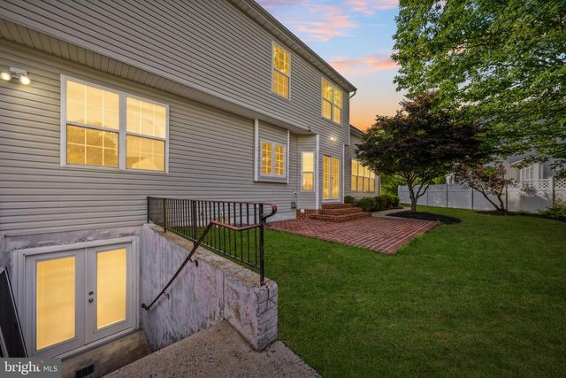 5601 HERITAGE HILLS CIR, Fredericksburg, VA 22407