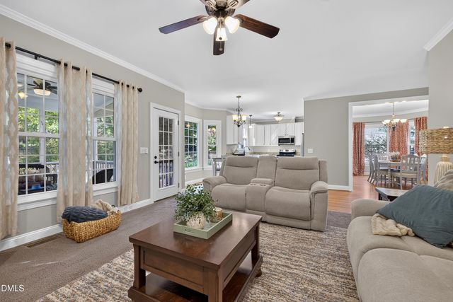 105 Crossway Lane, Holly Springs, NC 27540