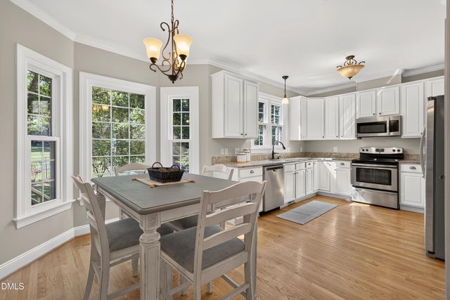 105 Crossway Lane, Holly Springs, NC 27540
