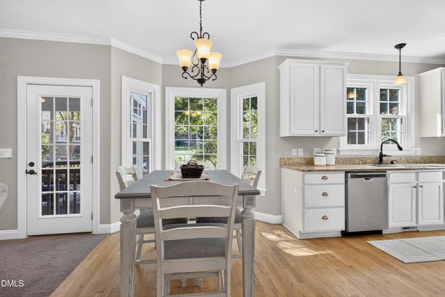 105 Crossway Lane, Holly Springs, NC 27540