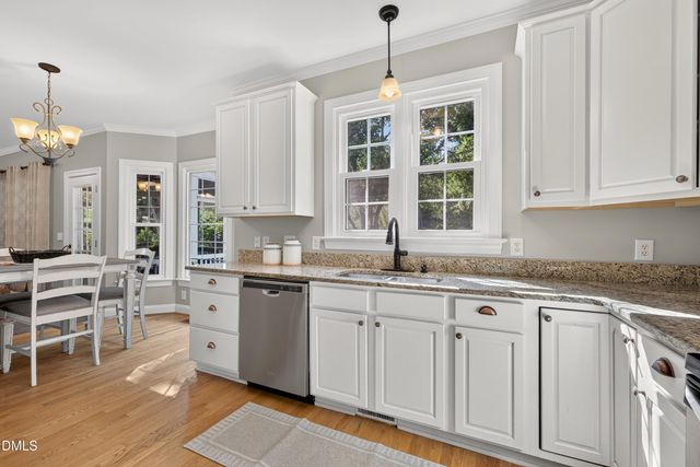 105 Crossway Lane, Holly Springs, NC 27540