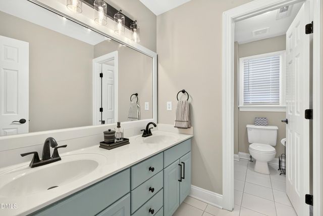 105 Crossway Lane, Holly Springs, NC 27540