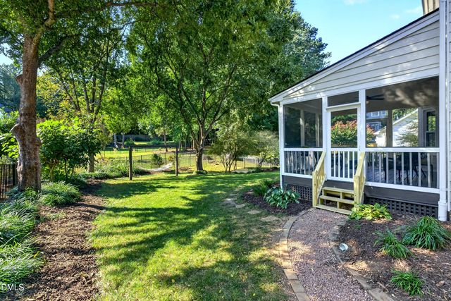105 Crossway Lane, Holly Springs, NC 27540