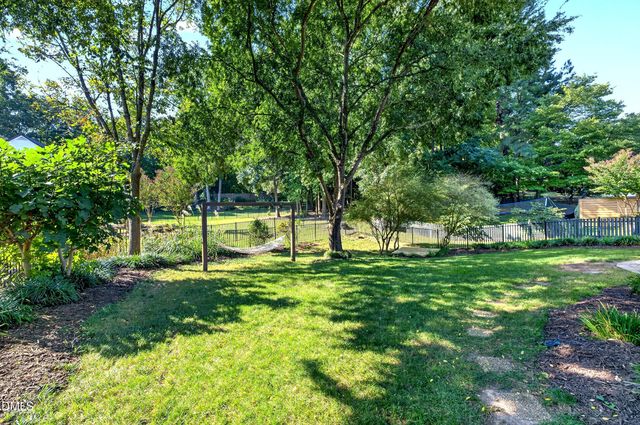 105 Crossway Lane, Holly Springs, NC 27540