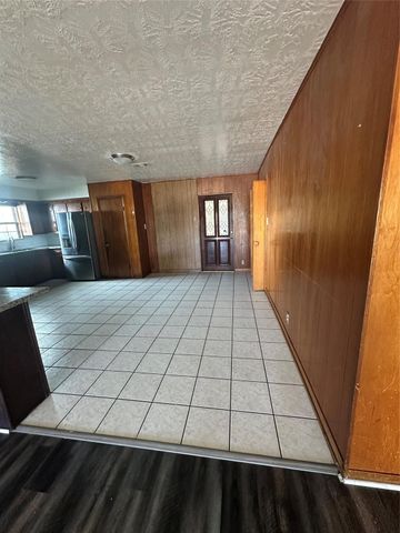 8214 Barkley Street, Houston, TX 77017