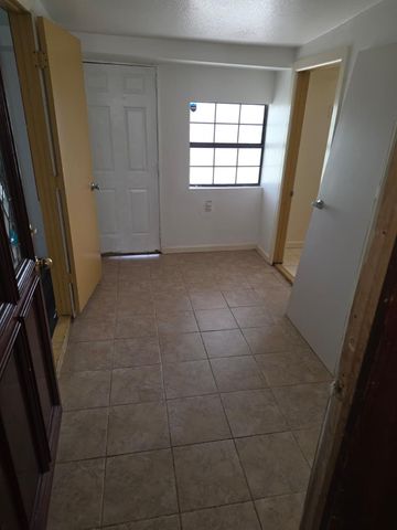 8214 Barkley Street, Houston, TX 77017