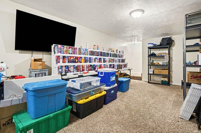 4317 Laurel Creek Drive, South Bend, IN 46628