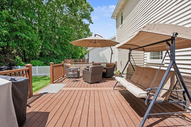 4317 Laurel Creek Drive, South Bend, IN 46628