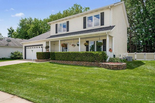 4317 Laurel Creek Drive, South Bend, IN 46628