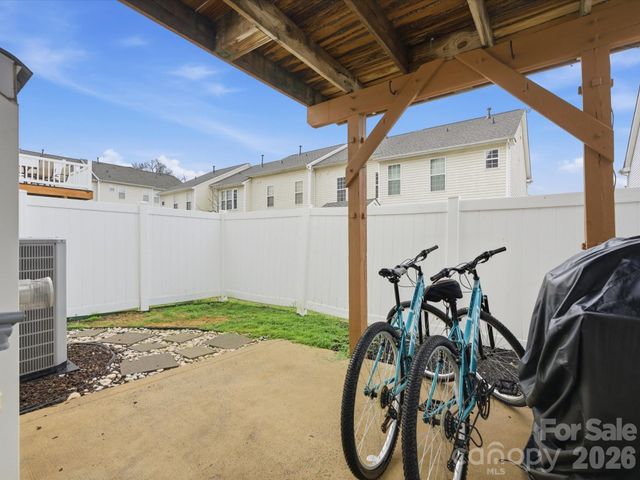 12320 Verdant Court, Charlotte, NC 28273